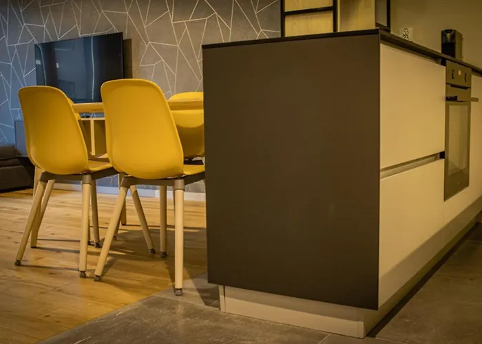 Urban Space 64 - Free Parking *