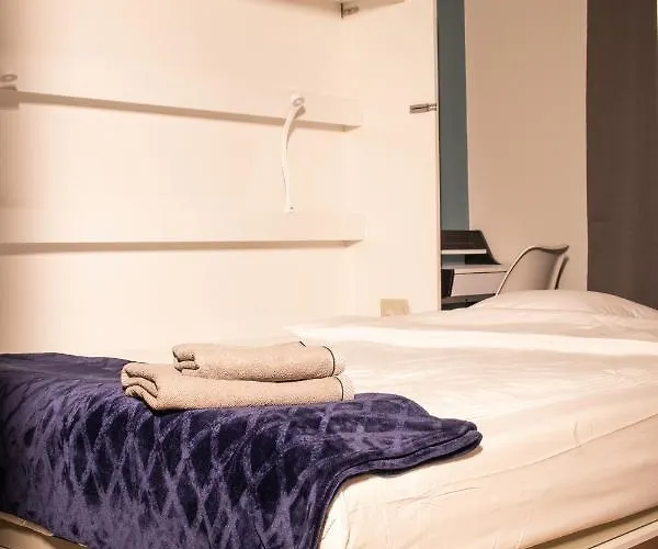 Urban Space 64 - Free Parking شقة