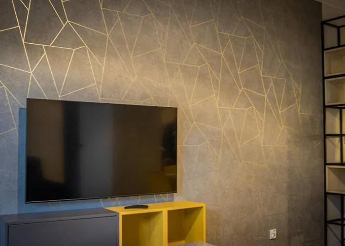 Urban Space 64 - Free Parking